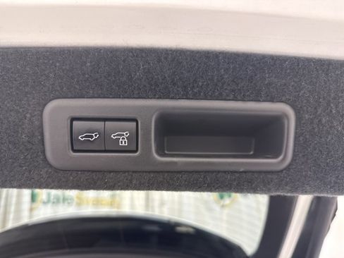 Used 2022 Lexus RX 450h AWD w/ Luxury Package image 31