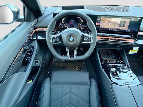 New 2027 BMW 540i xDrive w/ Executive Package AWD/4WD image 16