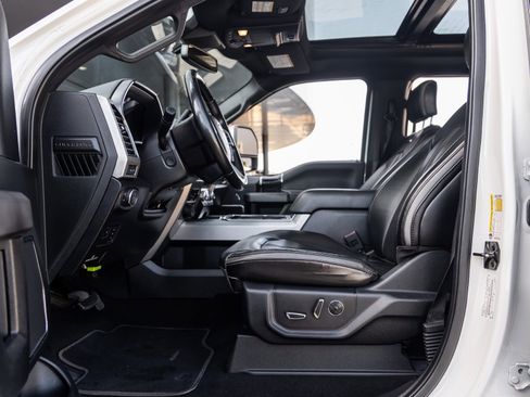 Used 2020 Ford F250 Platinum w/ FX4 Off-Road Package image 21