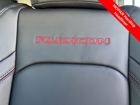 Used 2025 Jeep Wrangler Unlimited Rubicon image 21