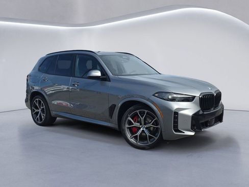 New 2026 BMW X5 xDrive40i w/ M Sport Package image 2