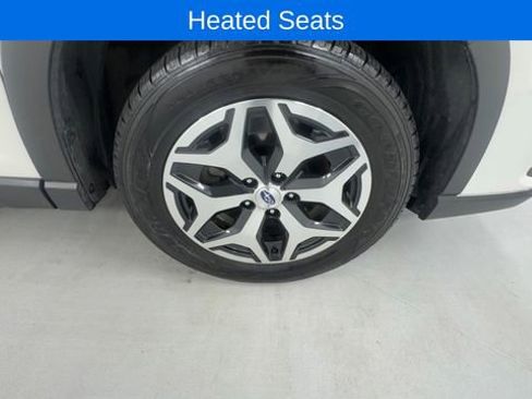 Used 2024 Subaru Forester Premium image 9