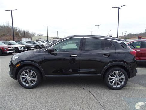 Used 2023 Buick Encore GX Essence w/ Experience Buick Package image 2