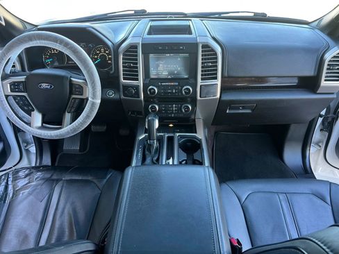 Used 2015 Ford F150 Platinum w/ Equipment Group 701A Luxury RWD image 12