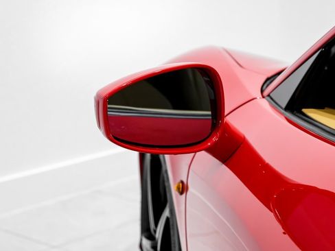 Used 2012 Ferrari 458 Italia Coupe image 30