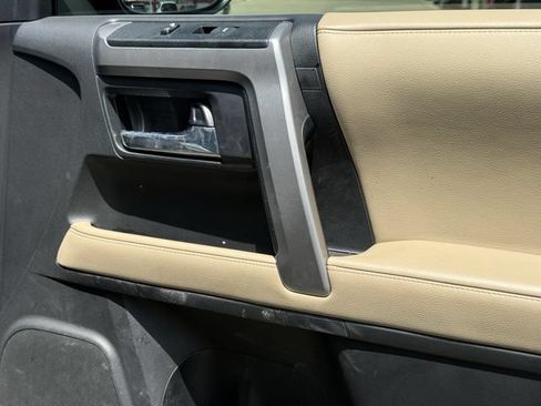 Used 2023 Toyota 4Runner SR5 Premium w/ Moonroof Package AWD/4WD image 28