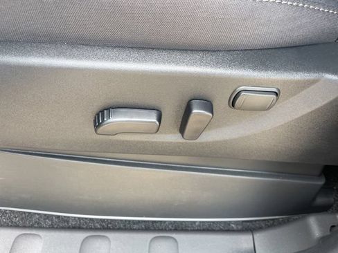 New 2026 Nissan Frontier SV w/ SV Convenience Package RWD image 10