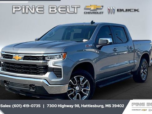 Used 2024 Chevrolet Silverado 1500 LT AWD/4WD image 11