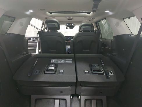 New 2026 Kia Carnival SX Prestige image 13