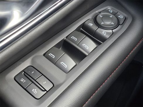 Certified 2022 Chevrolet Suburban RST w/ Luxury Package image 34