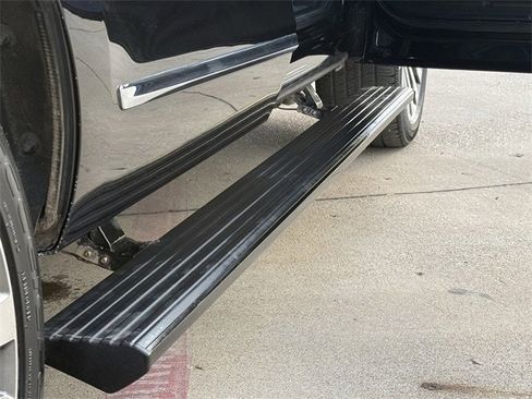 Used 2021 Lincoln Navigator L Reserve image 8