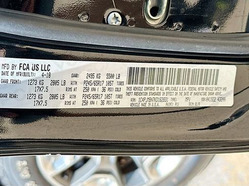 Used 2019 Jeep Cherokee Trailhawk AWD/4WD image 33