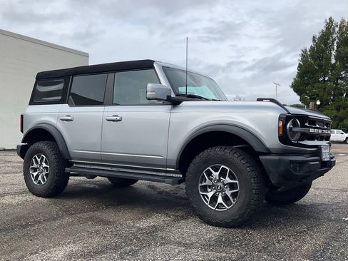 Used 2023 Ford Bronco Outer Banks image 67
