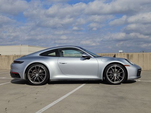 Certified 2020 Porsche 911 Carrera image 9