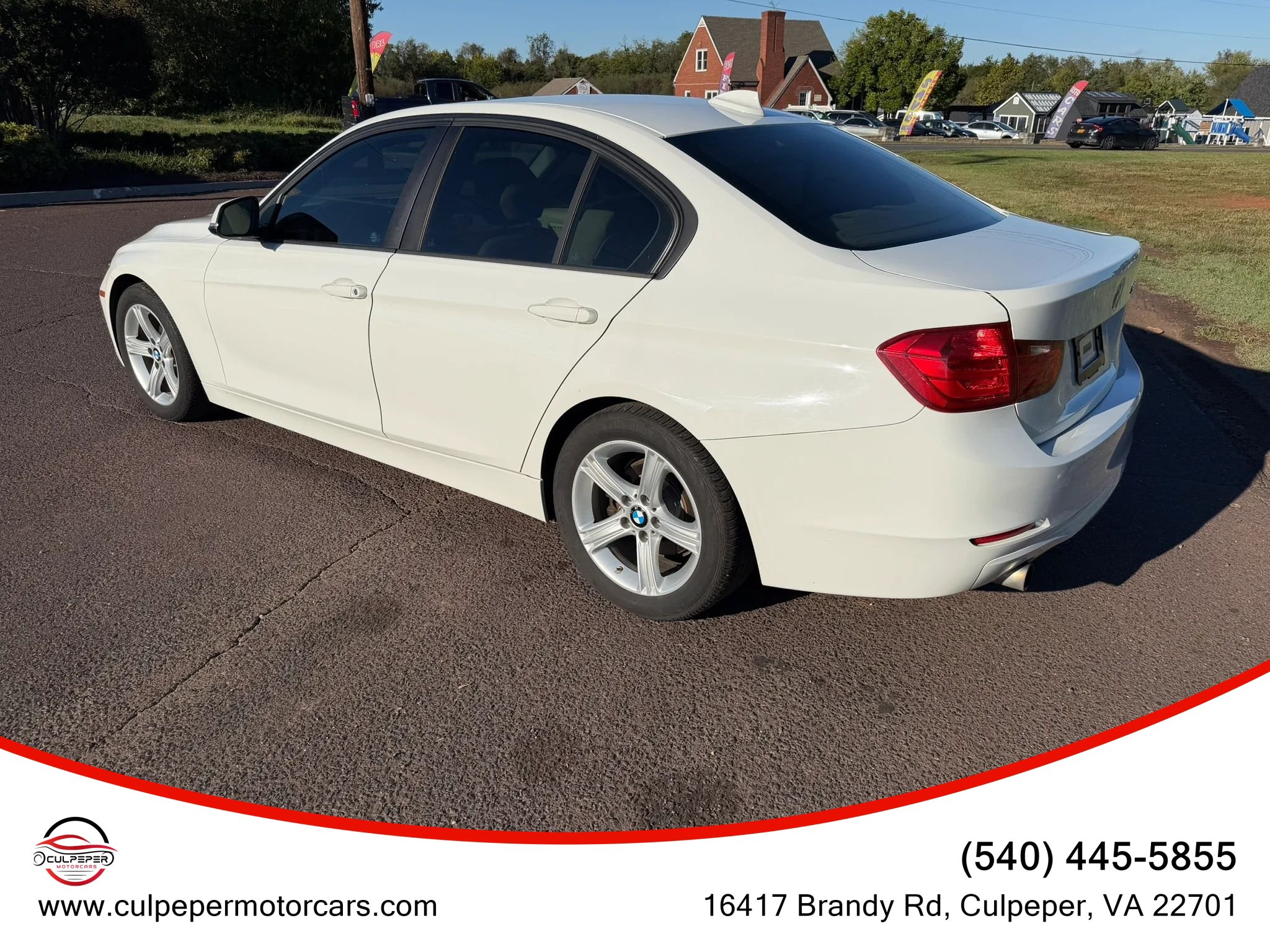 Used 2014 BMW 320i Sedan RWD image 3