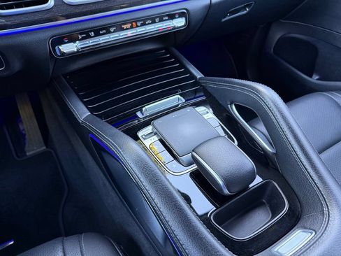 Used 2020 Mercedes-Benz GLE 350 4MATIC image 25