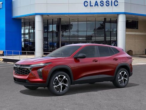 New 2026 Chevrolet Trax RS w/ Driver Confidence Package FWD image 2