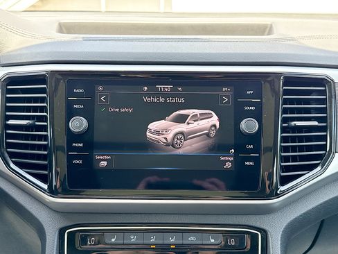 Used 2023 Volkswagen Atlas SE w/ Panoramic Sunroof Package FWD image 31