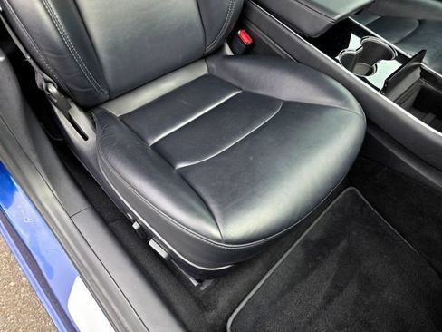 Used 2018 Tesla Model 3 Long Range RWD image 37