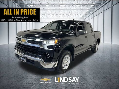 Used 2025 Chevrolet Silverado 1500 LT AWD/4WD image 1