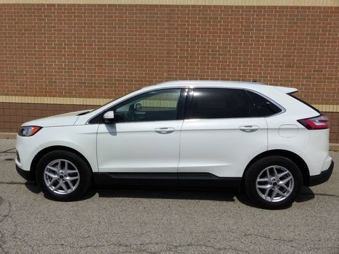 Used 2023 Ford Edge SEL AWD/4WD image 5