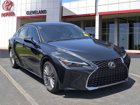 Used 2023 Lexus IS 300 AWD w/ Premium Package image 2