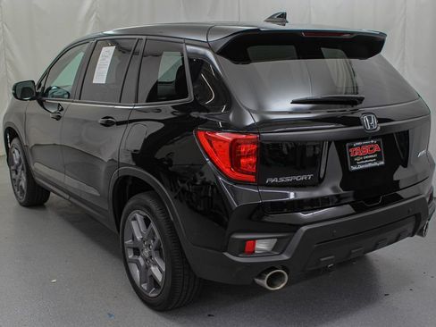Used 2023 Honda Passport EX-L image 9