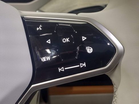 New 2025 Volkswagen ID. Buzz 1st Edition image 50