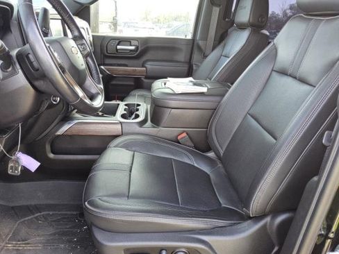 Used 2022 Chevrolet Silverado 2500 High Country w/ Safety Package II AWD/4WD image 16