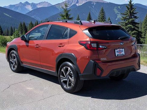 Used 2024 Subaru Crosstrek 2.0i Premium AWD/4WD image 4