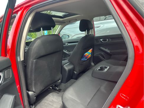 Used 2024 Honda Civic EX image 9