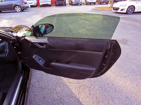 Used 2024 Subaru BRZ tS image 32