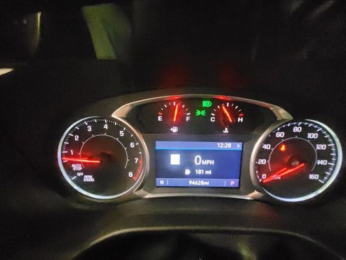 Used 2020 GMC Acadia SLT w/ Premium Package FWD image 23