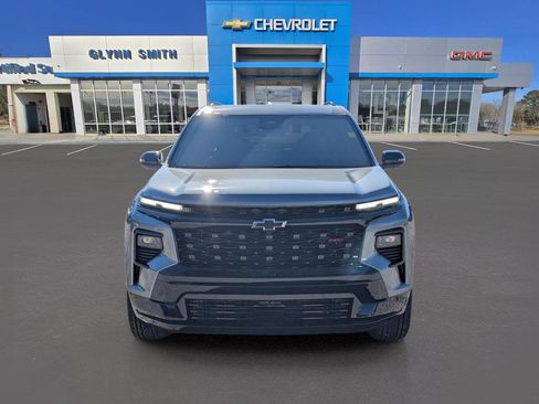 New 2026 Chevrolet Traverse RS image 2