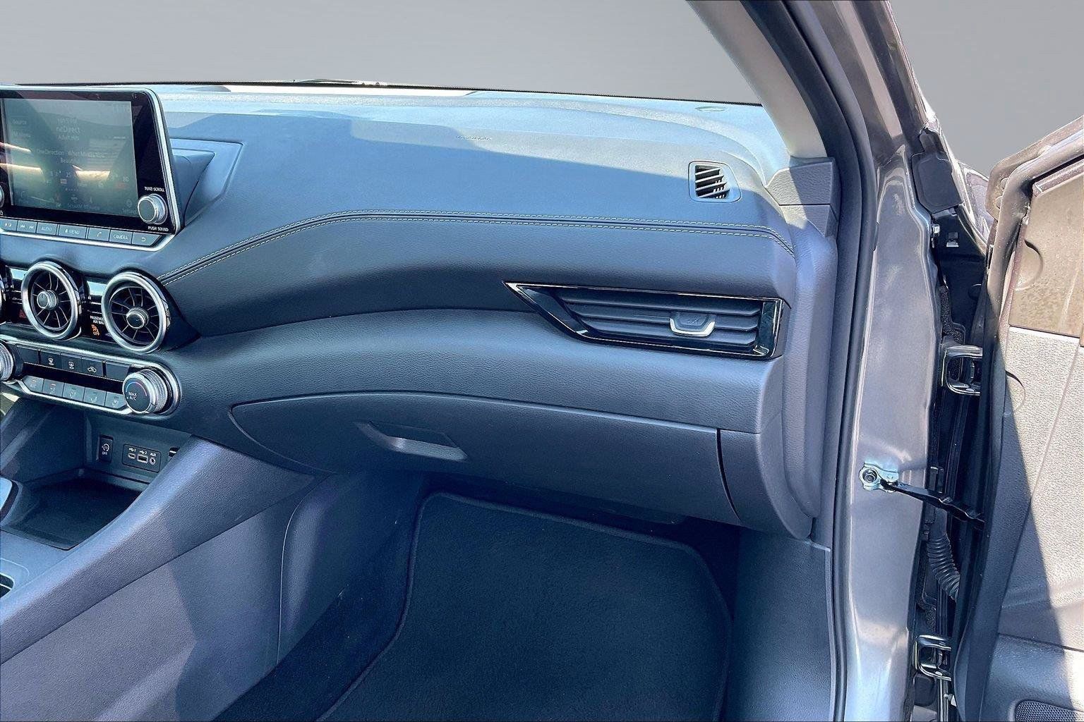 Certified 2025 Nissan Sentra SV w/ Trunk Package FWD image 18