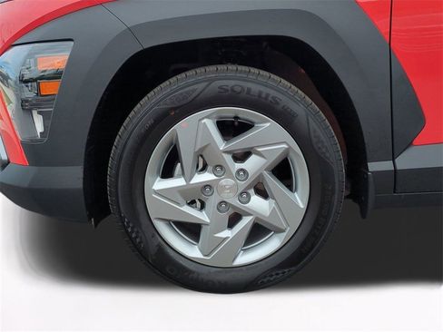 New 2026 Hyundai Kona SE image 11