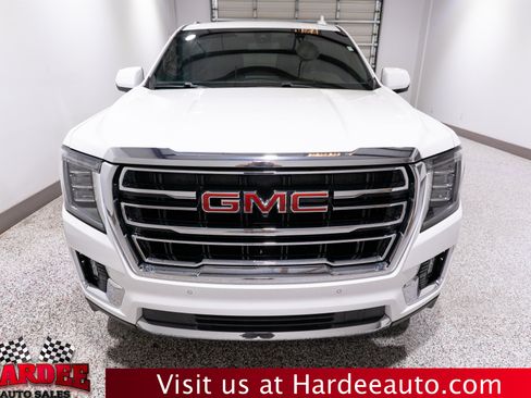 Used 2022 GMC Yukon SLT w/ SLT Premium Package RWD image 7