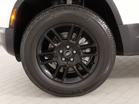Used 2023 Land Rover Defender 110 S AWD/4WD image 61