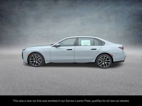 Certified 2025 BMW 740i xDrive image 6