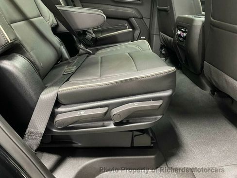 Used 2026 GMC Yukon Elevation image 24