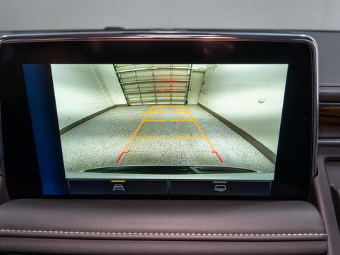 Used 2023 Chevrolet Tahoe Premier image 19