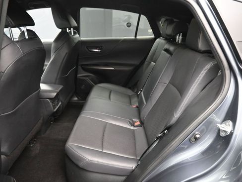 Used 2024 Toyota Venza Limited image 20