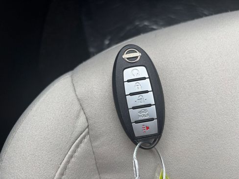 Used 2025 Nissan Altima 2.5 SV FWD image 27