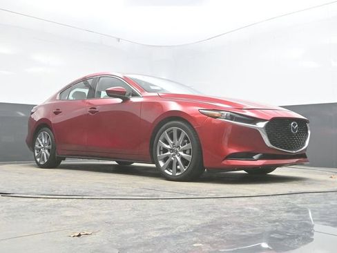 Used 2019 MAZDA MAZDA3 AWD Sedan w/ Premium Package image 24