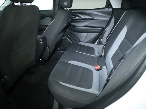 Used 2025 Chevrolet TrailBlazer LT image 14