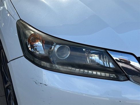 Used 2013 Honda Accord Sport image 4