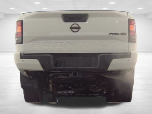 Used 2024 Nissan Frontier PRO-4X w/ Pro Convenience Package image 6