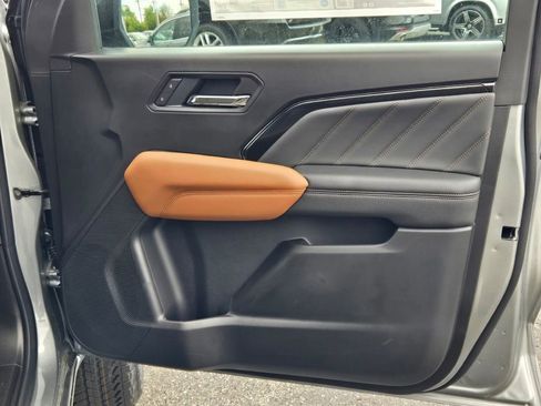 New 2026 GMC Canyon AT4 w/ Technology Plus Package AWD/4WD image 15