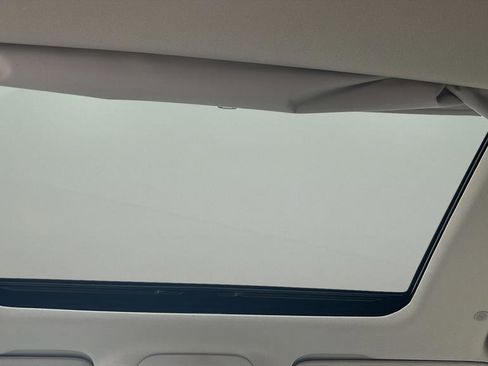 Used 2023 Buick Enclave Avenir FWD image 15