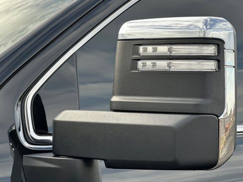 Used 2025 GMC Sierra 2500 Denali Ultimate w/ Snow Plow Prep/Camper Package image 53